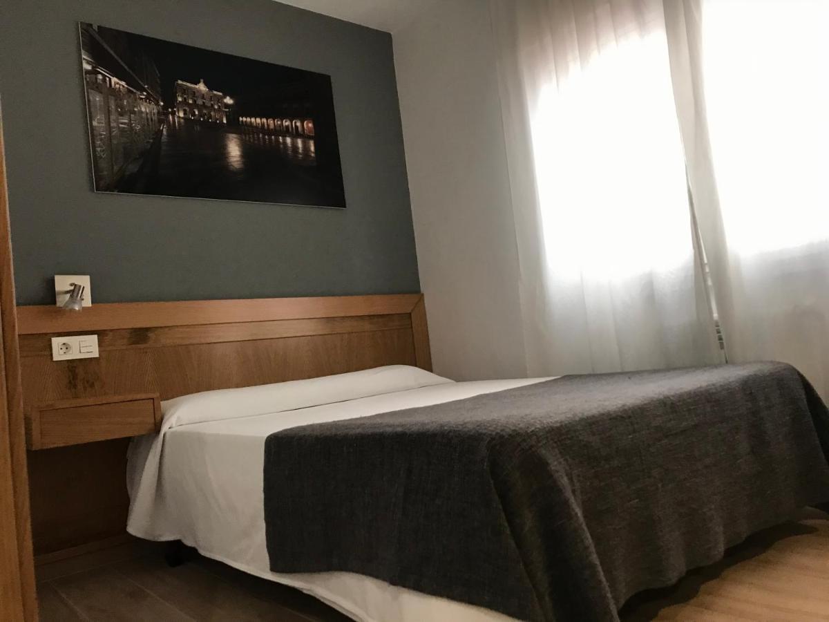 Hostal Libertad Хихон Экстерьер фото