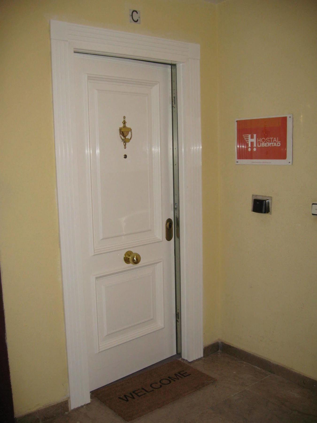 Hostal Libertad Хихон Экстерьер фото